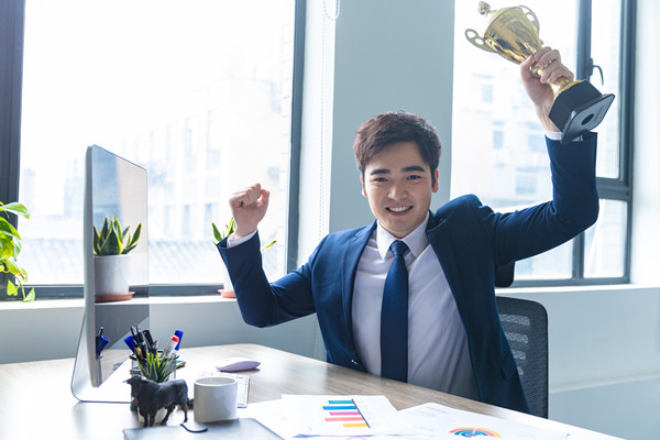 合理控制薪酬成本，提高企業(yè)利潤與員工福利水平