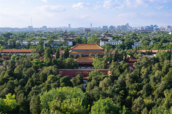 多家公司通知帶薪放假看閱兵，績效管理有何啟示？